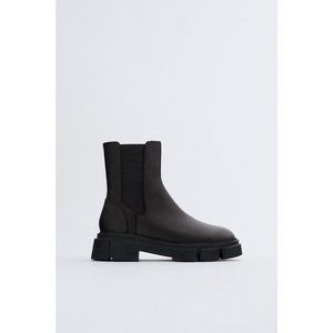 Zara Cow Leather Lug Sole Chunky Ankle Boots Black 7.5 3111/611